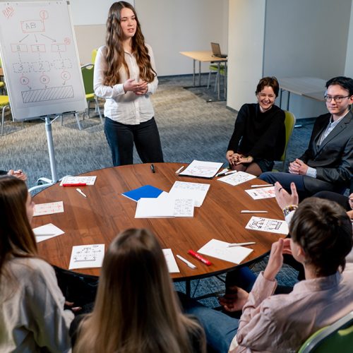 Volunteering with Purpose: Giving Back Through Associations